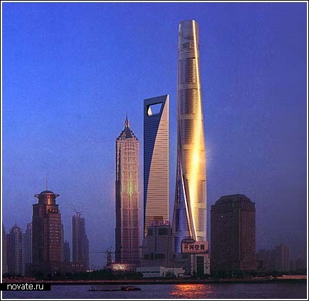 Башня высотой более полукилометра (Шанхай)