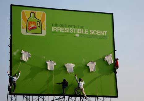 Реклама моющего средства Irresistible Scent
